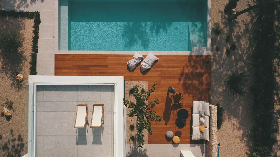 D-Tree HOUSE private heated pool Villa in Novalja