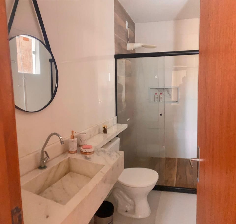 Shower, Bathroom, towels