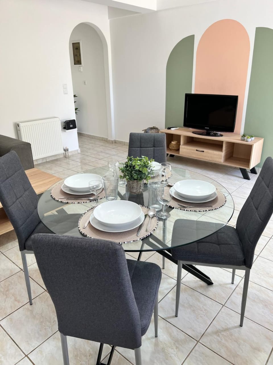 Living room, Seating area, Dining area