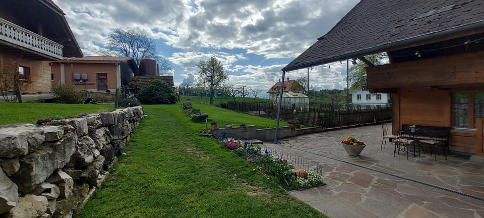Balcony/Terrace, Garden view