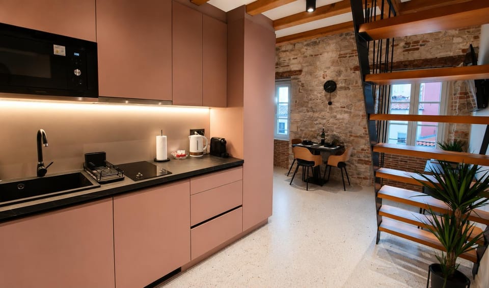 Kitchen or kitchenette, Living room, stove, kitchen