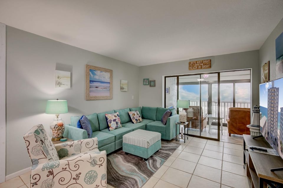 Gulf Tower 3C by Vacation Homes Collection Apartment in West Beach