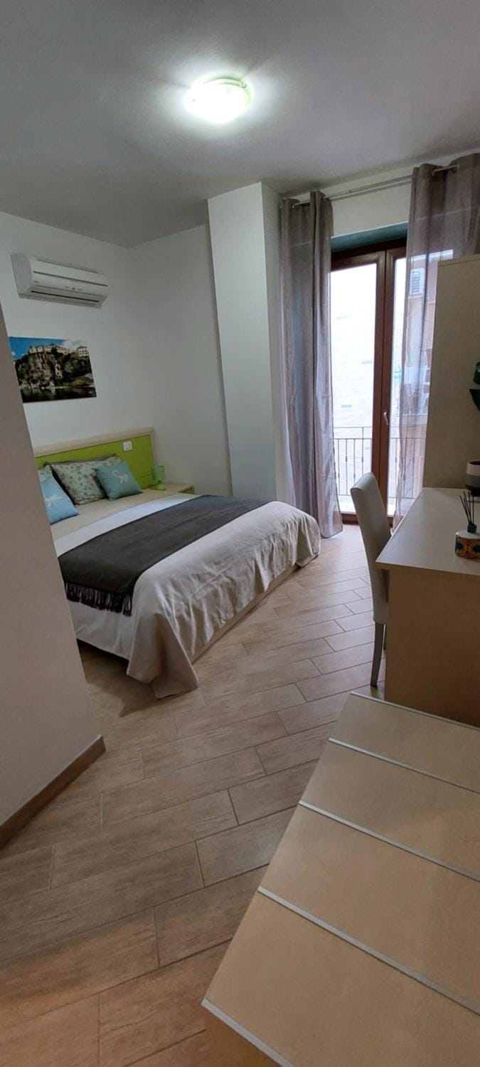 Photo of the whole room, Bedroom, air conditioner