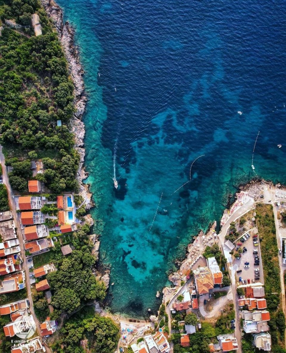 Cold Bay Mansion Luxury Sea View Suites Apartment in Ulcinj Municipality