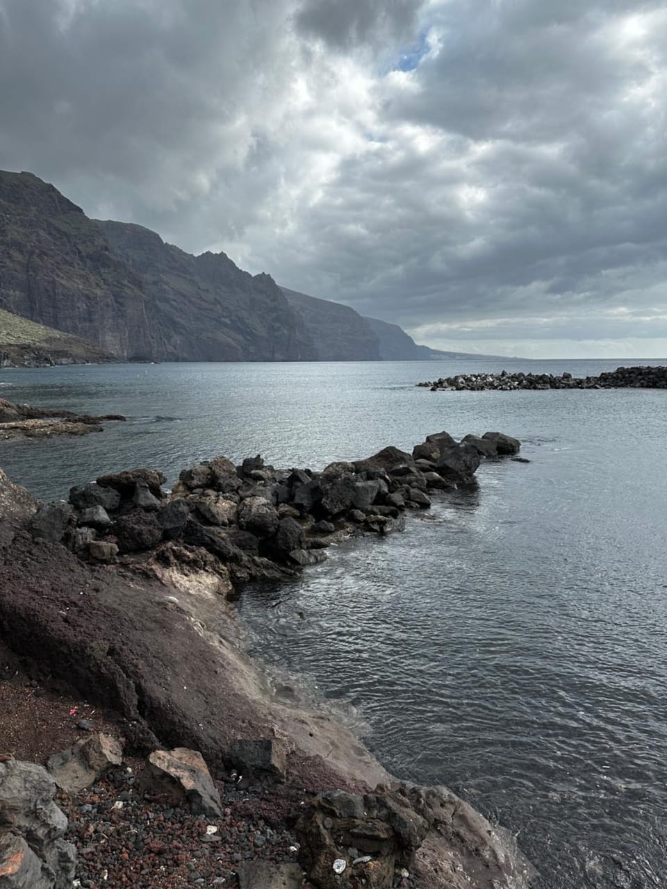 Nearby landmark, Day, Natural landscape, Beach, Mountain view, Sea view