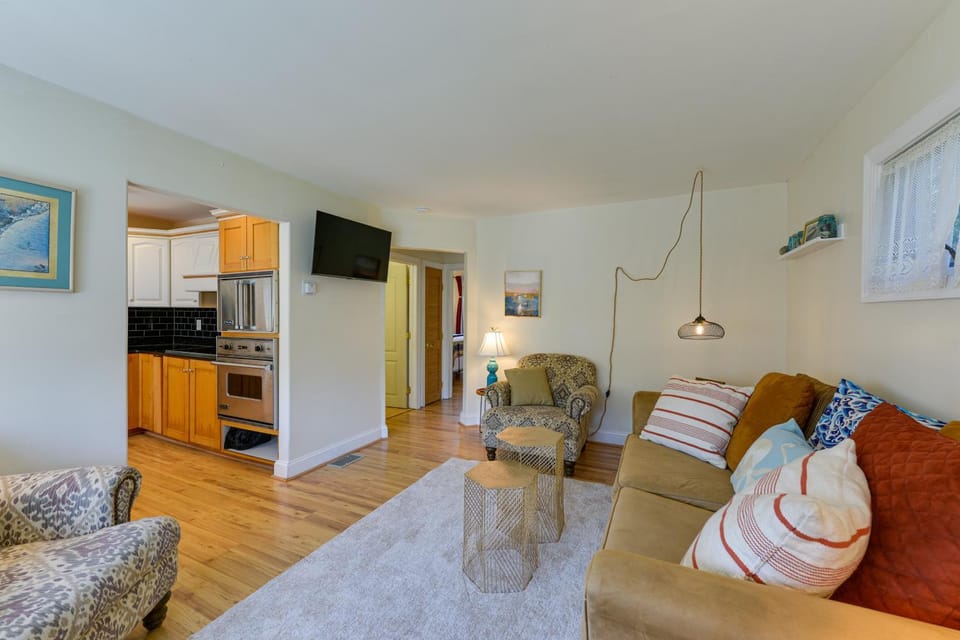 New Jersey Cottage w/ Grill - Short Walk to Beach! House in Middle Township