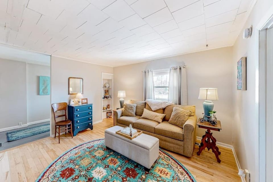 Maplewood Manor - Unit 2 House in Colchester