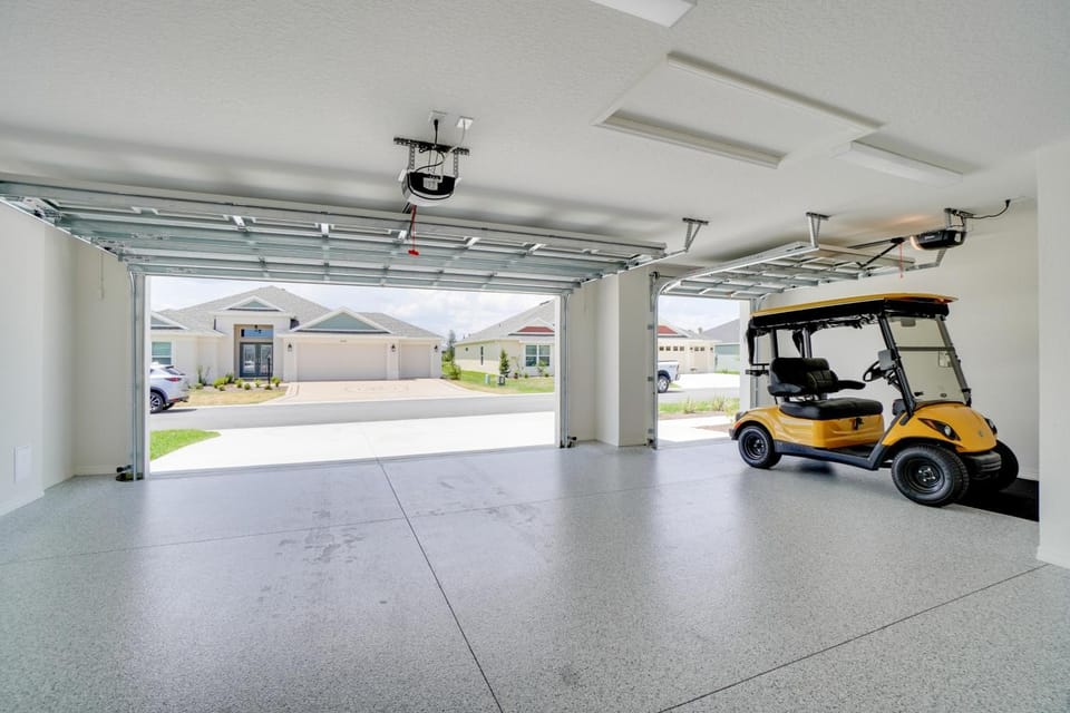 Home w/ Lanai + Community Perks in The Villages! House in Leesburg