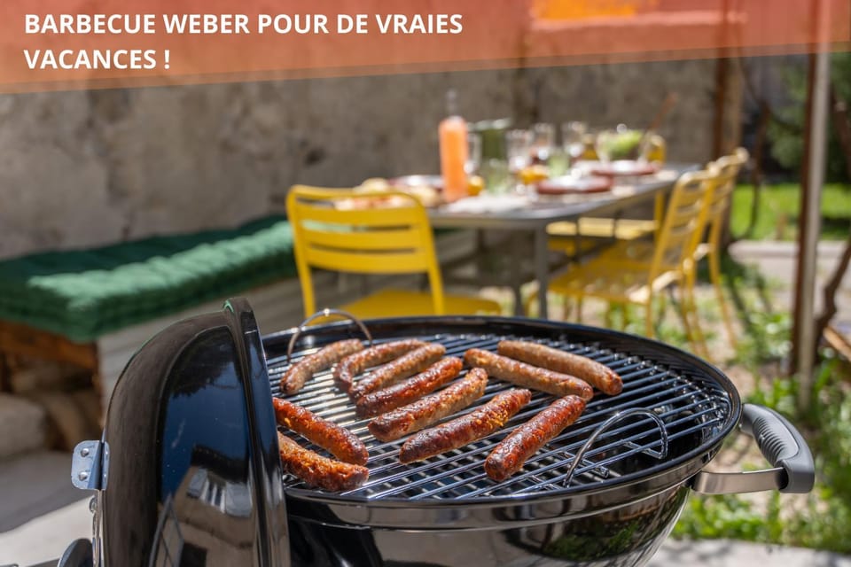 BBQ facilities, Food and drinks