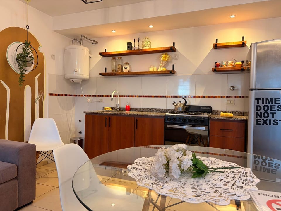Apartamento Alberdi con amplio balcón Apartment in Villa María