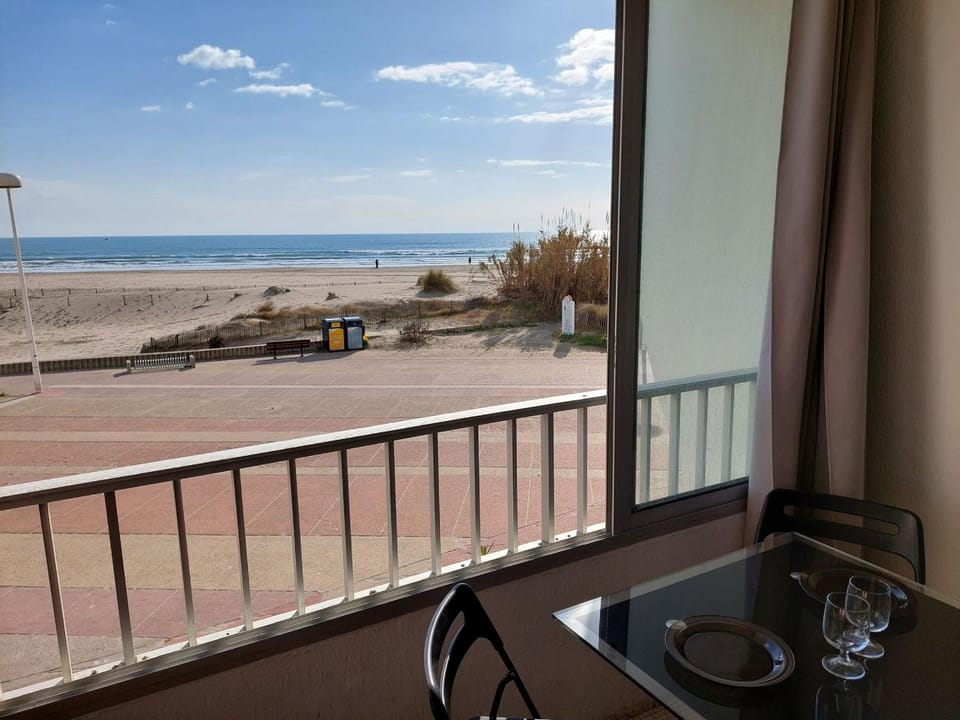Studio en bord de mer avec parking à La Grande-Motte - FR-1-716-19 Apartment in La Grande-Motte