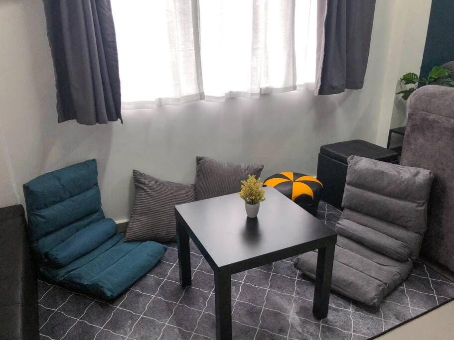 Blue House｜Ulu Yam Homestay｜12-15pax Apartment in Selangor, Malaysia