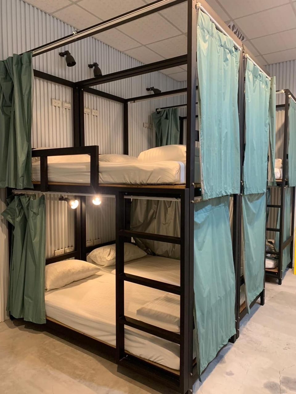 bunk bed
