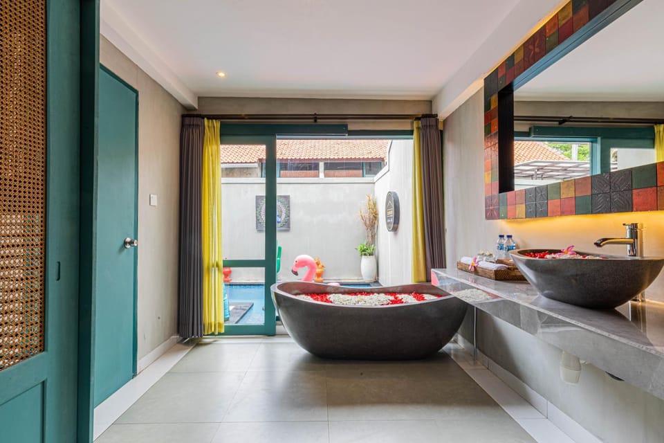 Bathroom, Bath