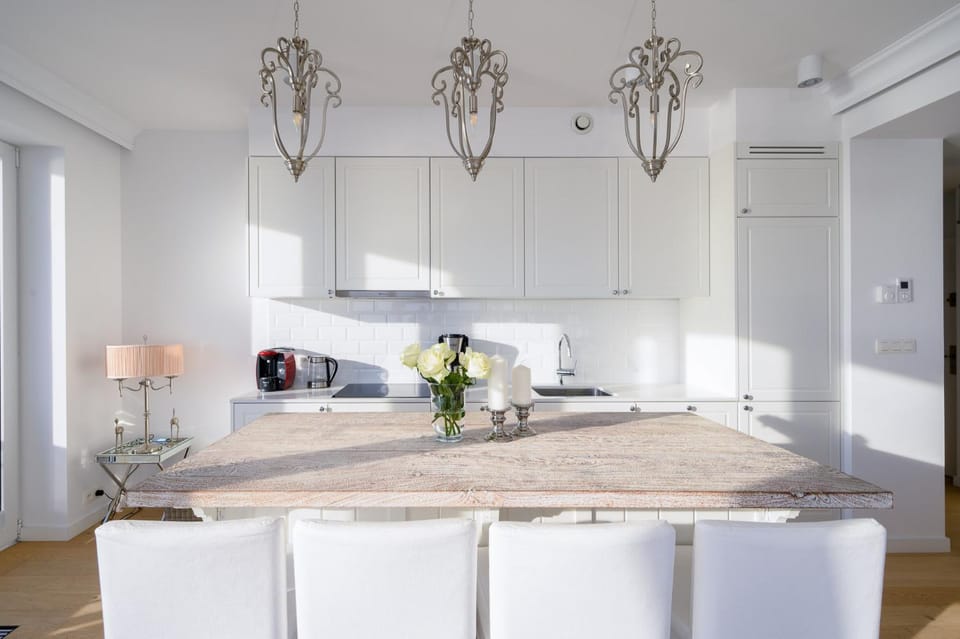 Coffee/tea facilities, Kitchen or kitchenette, Dining area, pet friendly, stove