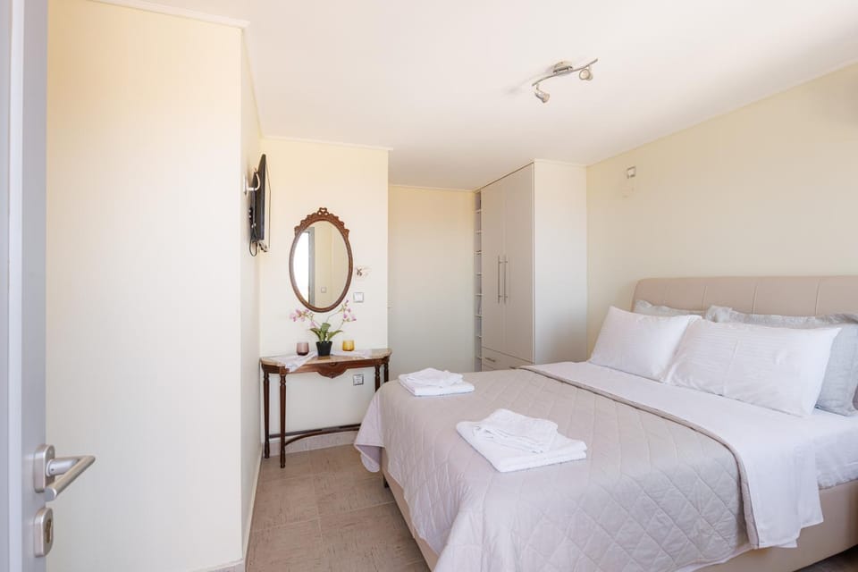 Property building, Bedroom