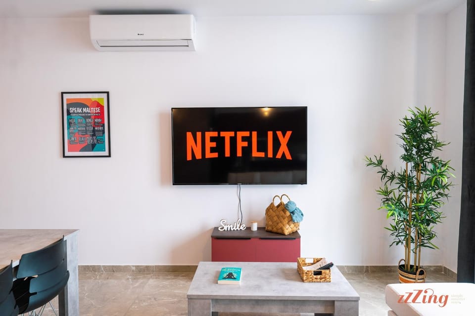 TV and multimedia, Living room, air conditioner