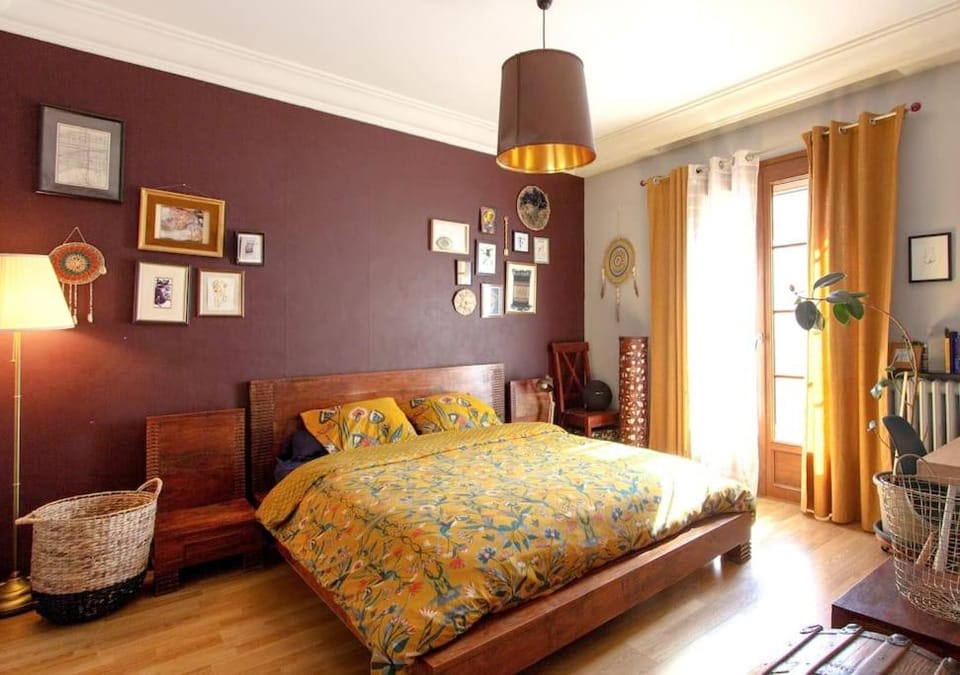 Bed, Bedroom