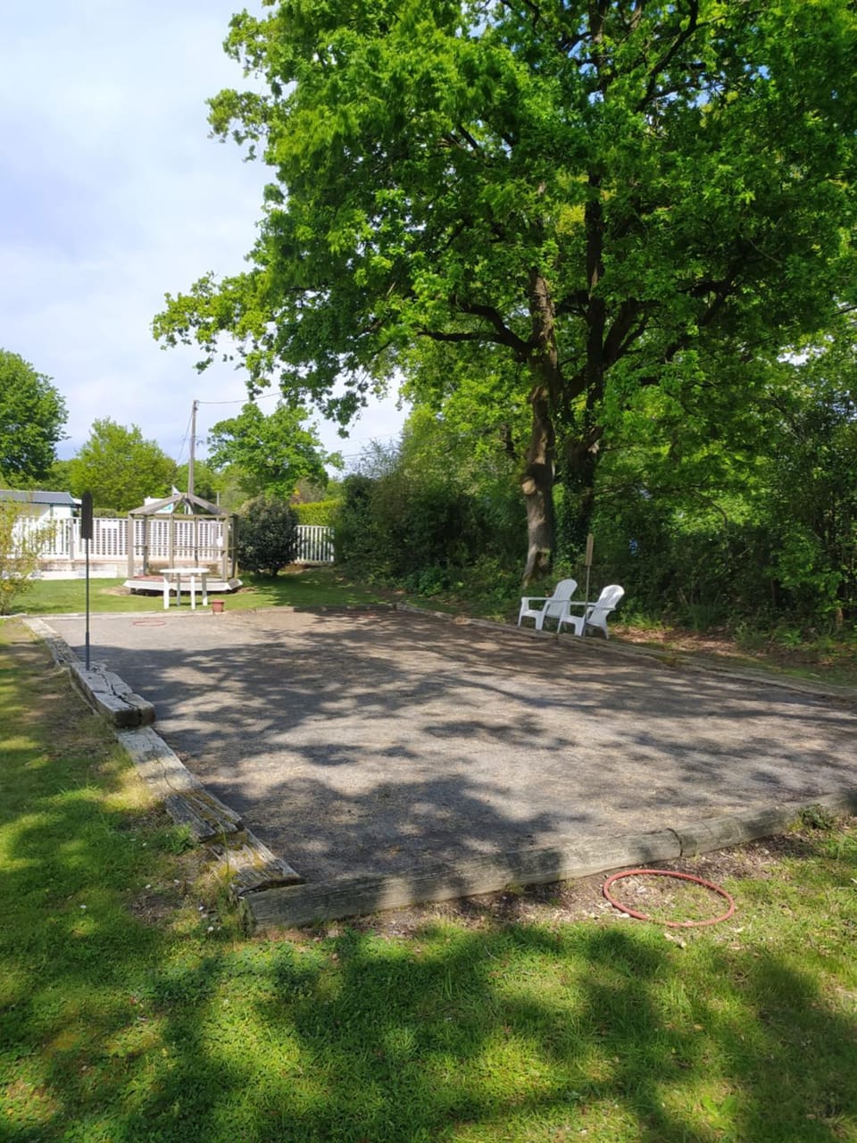 CAMPING LES EMBRUNS 3* Campground/ 
RV Resort in Brittany