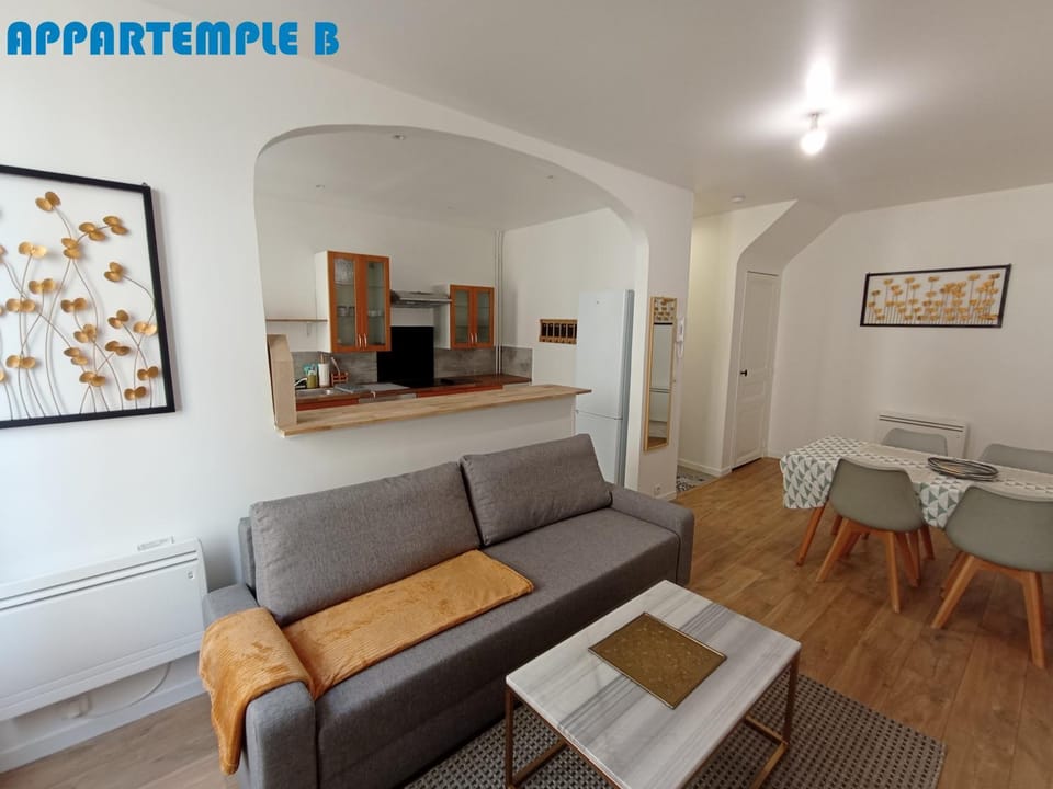 Living room, Dining area