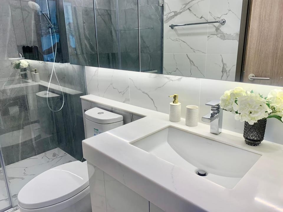 Shower, Toilet, Bathroom