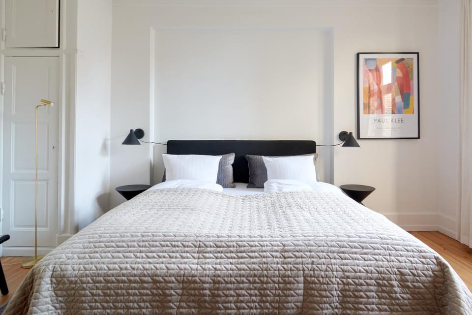 Bed, Bedroom