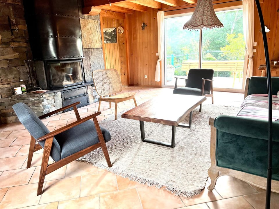 Patio, Living room, flat iron