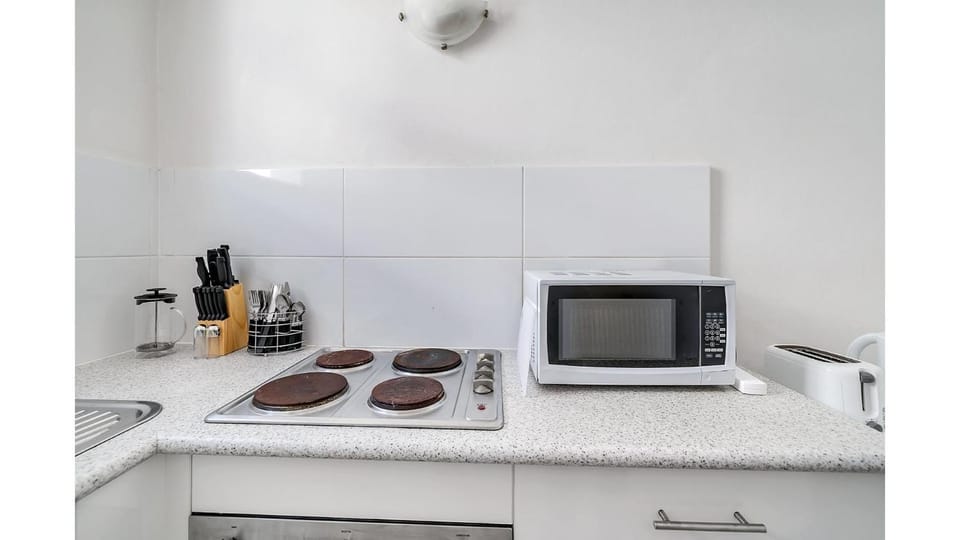 Quaint 1BD on the doorstep of Manly Beach Apartment in Manly