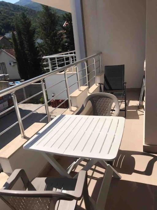 Très beau 2 pièces dans la jolie ville de Bijela - Appart numéro 6 Apartment in Kotor Municipality