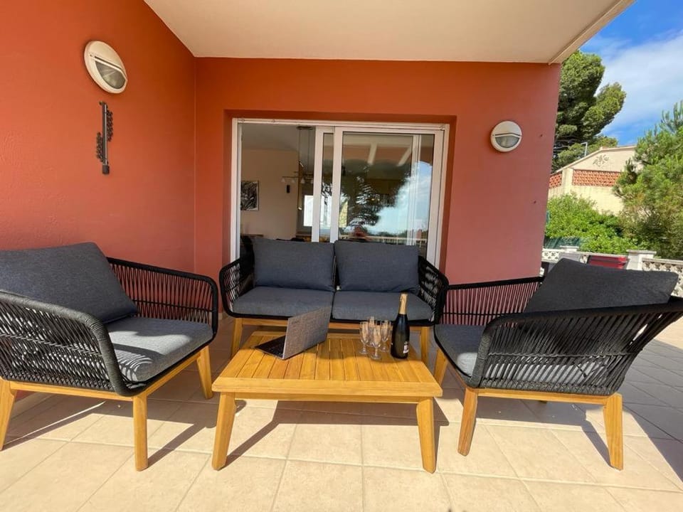 Casa Bosc (Residencial Begur) Apartment in Baix Empordà