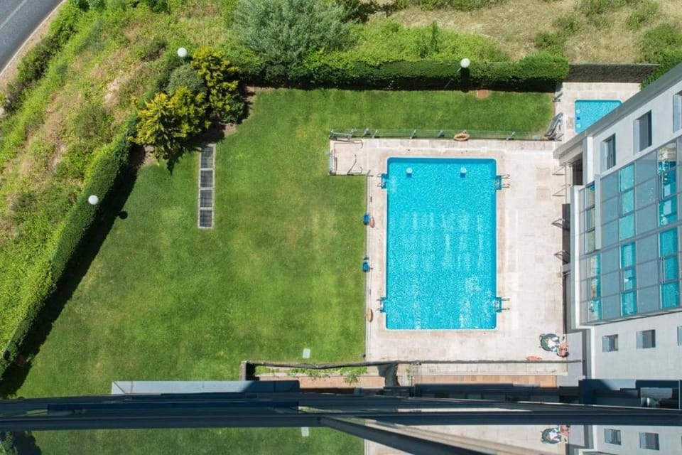 Garden, Swimming pool