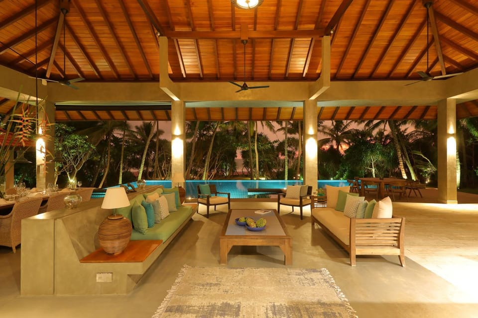 Living room, Pool view, Swimming pool