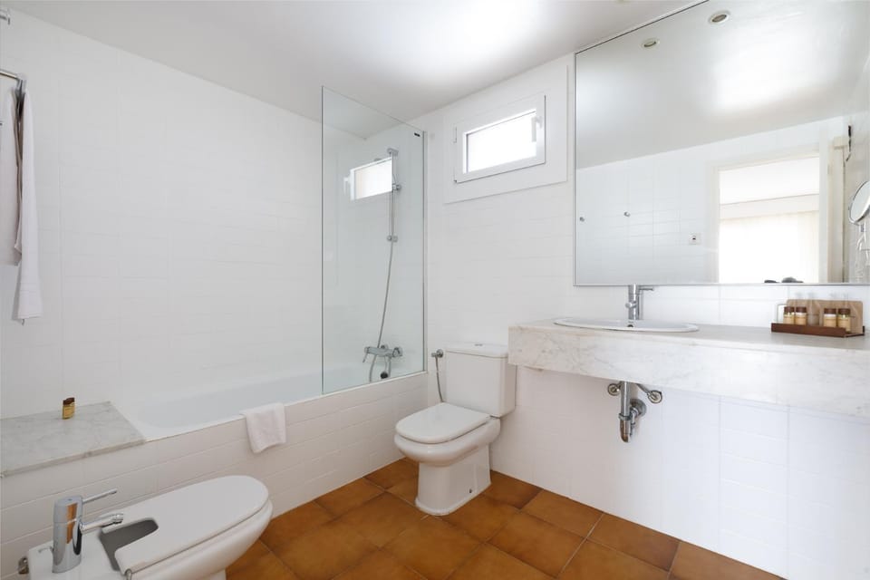 Shower, Toilet, Bathroom, Bath, bidet