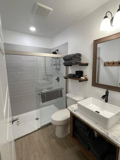 Cozy Carey Bay Cottages in Grove on Grand Lake House in Grove