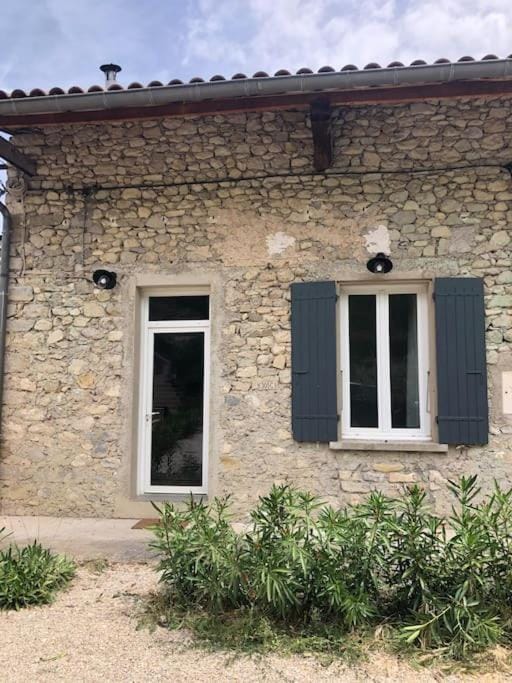 Maison dans copropriété calme avec piscine House in Provence