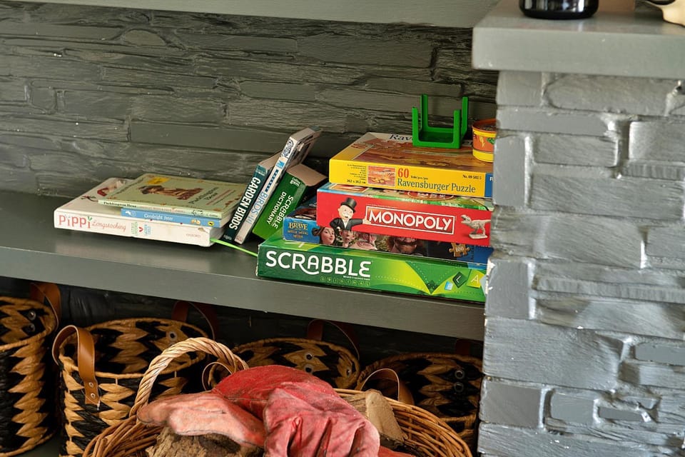 Communal lounge/ TV room, Living room