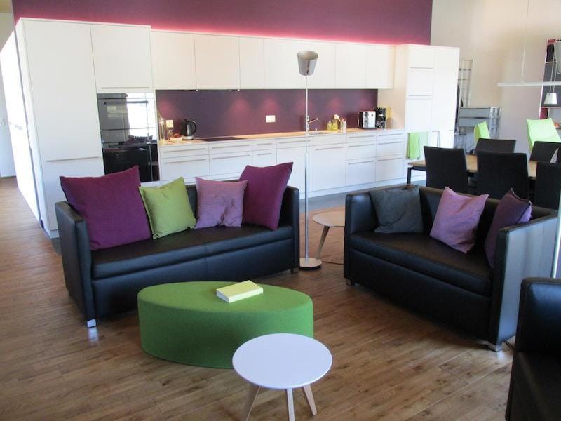 Kitchen or kitchenette, Living room