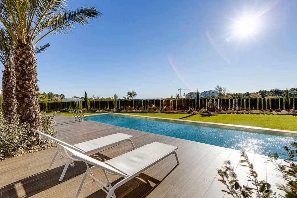 Apartamento único de 3 dormitorios en las Colinas Apartment in Vega Baja del Segura