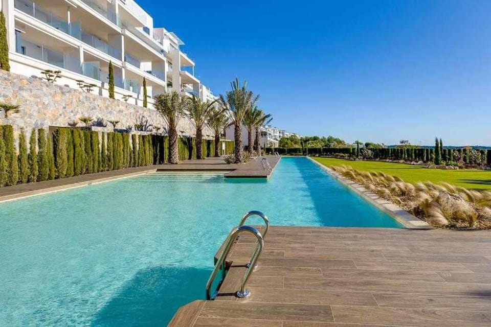 Apartamento único de 3 dormitorios en las Colinas Apartment in Vega Baja del Segura