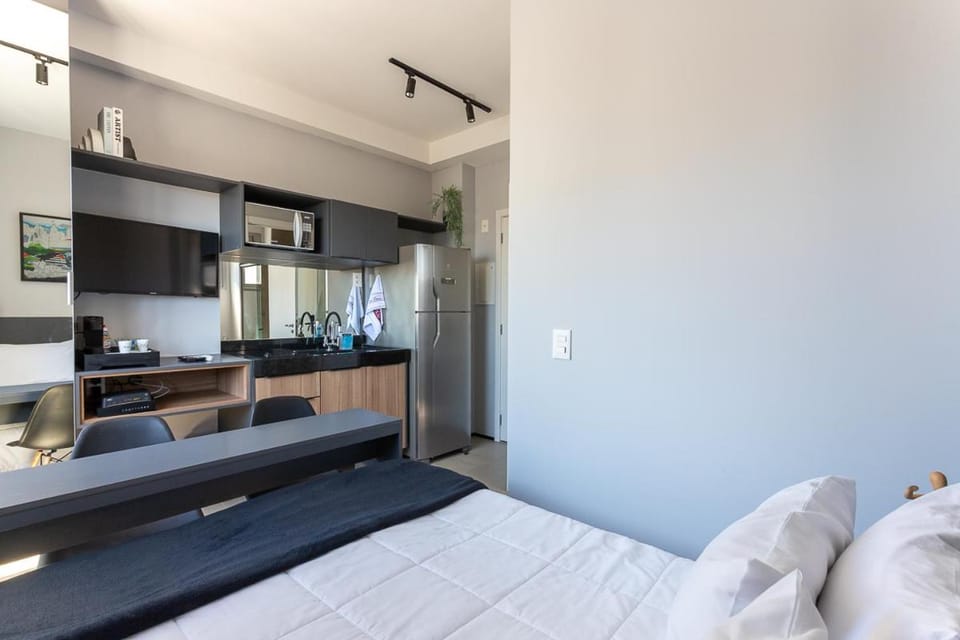 Bed, Kitchen or kitchenette, Photo of the whole room, Dining area, Bedroom, minibar, stove