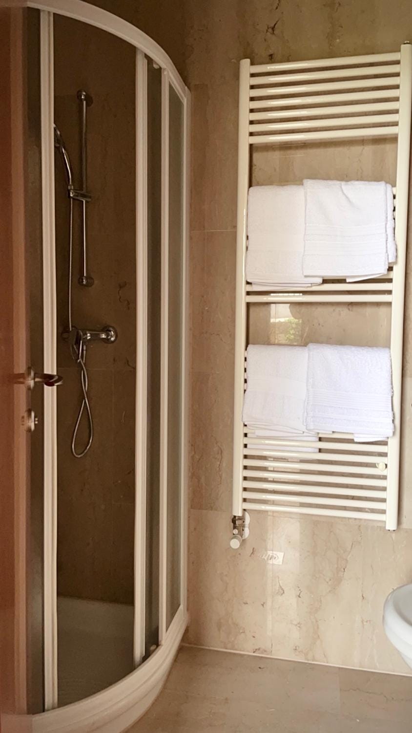 Papillon- free parking Apartment in Slovenia