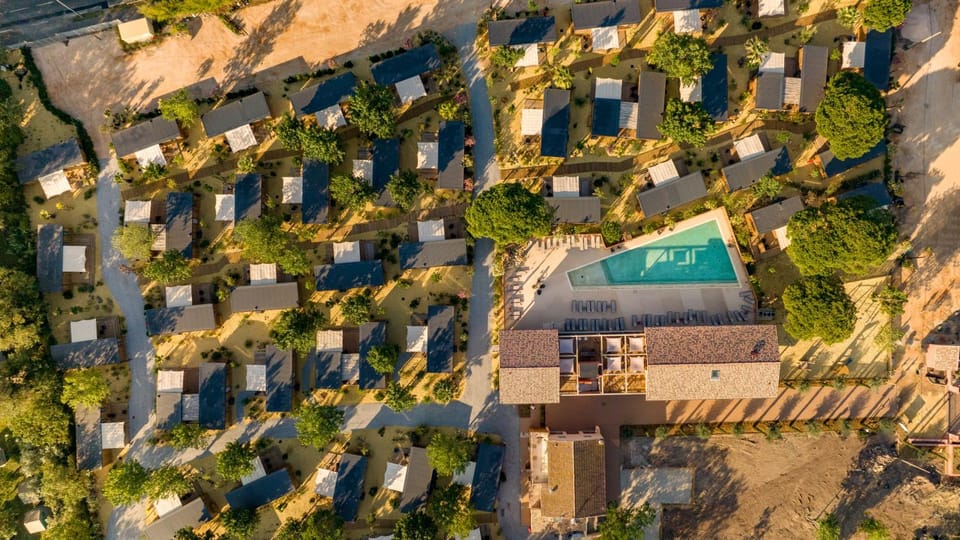 Property building, Bird's eye view