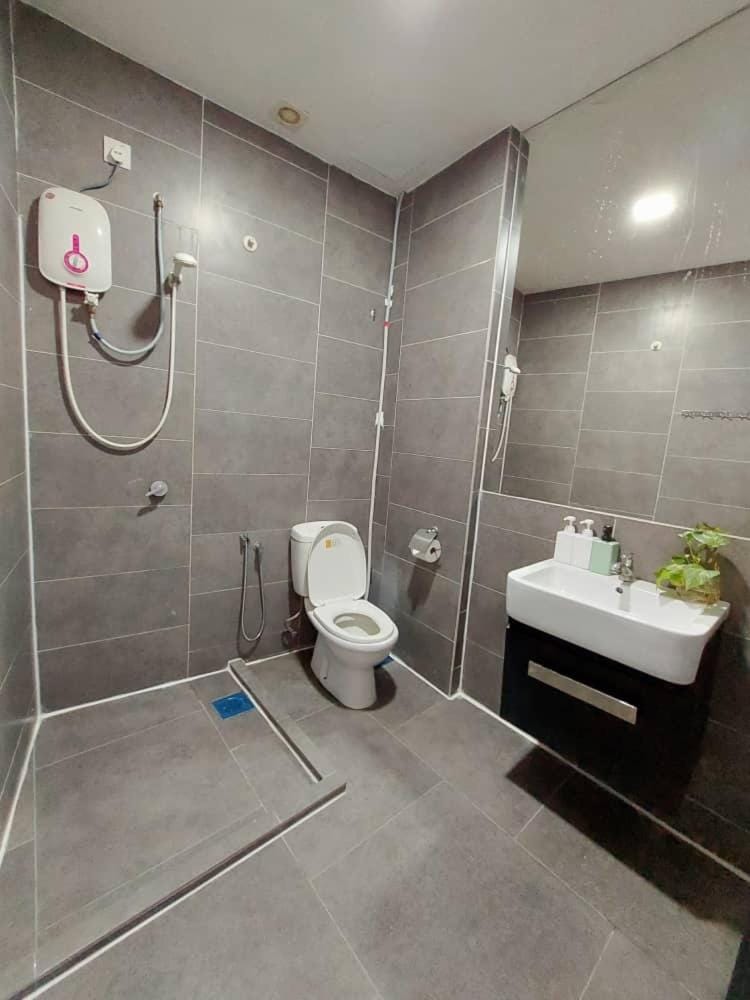 Maya empire studio Apartment hotel in Petaling Jaya