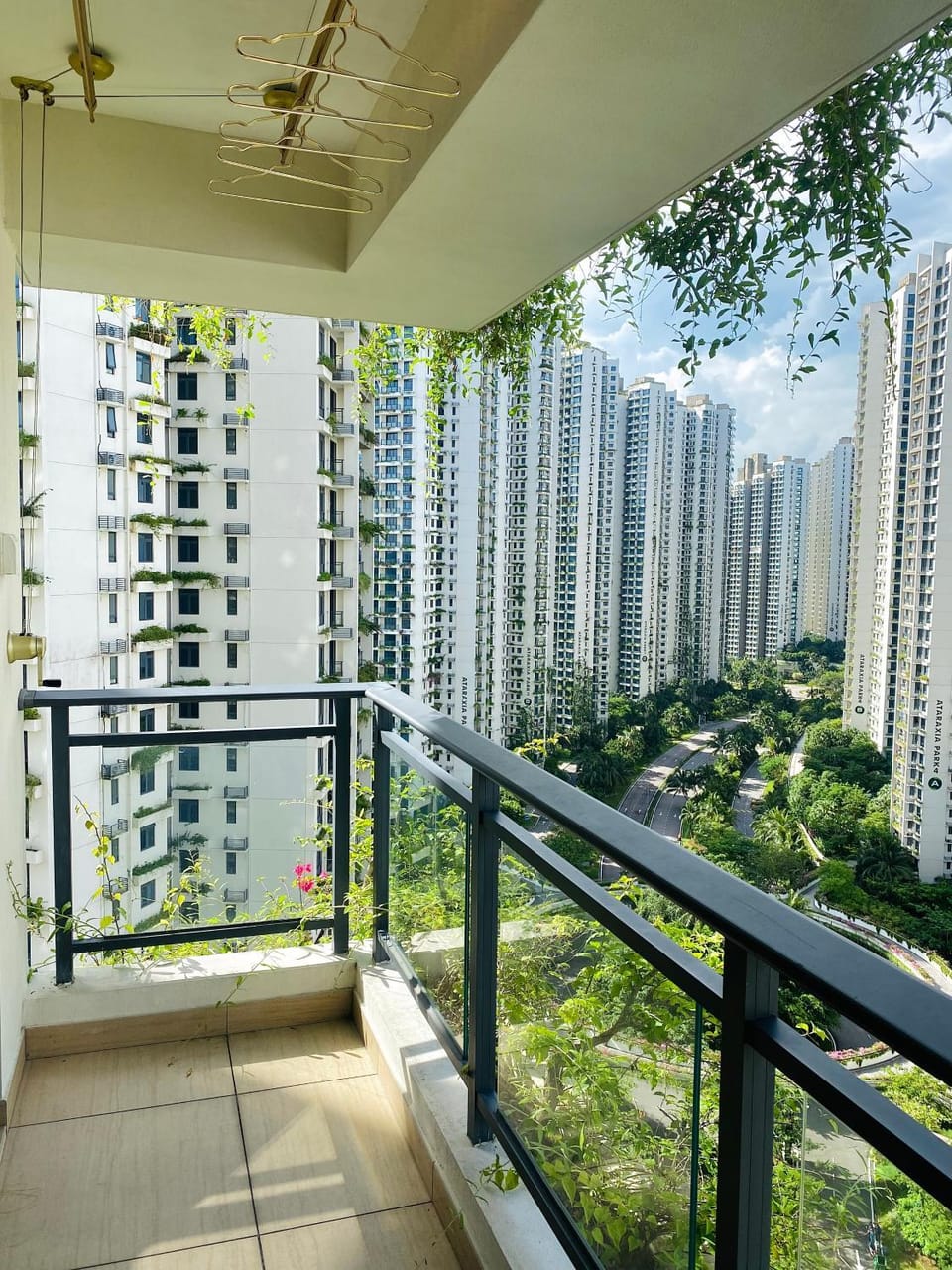 Property building, Day, Natural landscape, View (from property/room), Balcony/Terrace, City view