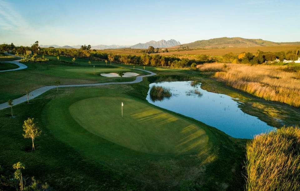 Day, Natural landscape, Bird's eye view, Golfcourse, Golfcourse, Mountain view
