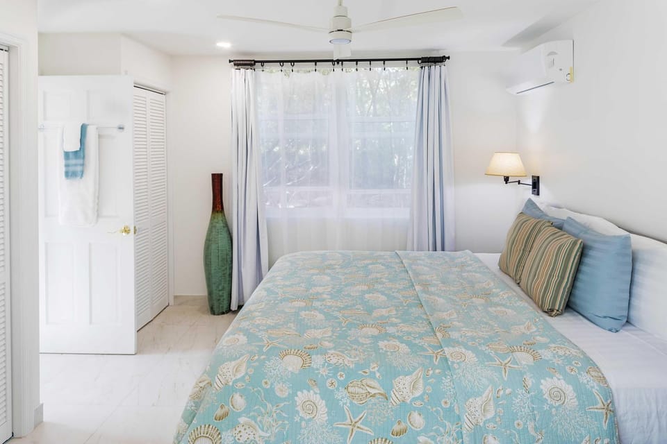 Esencia Premiere Plus Villa in Long Bay Hills