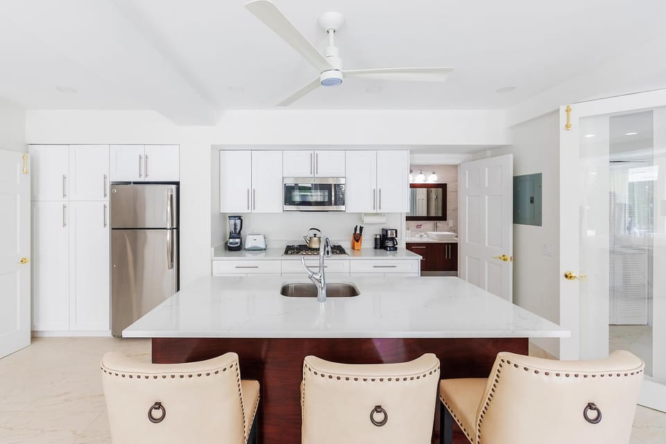 Esencia Premiere Plus Villa in Long Bay Hills