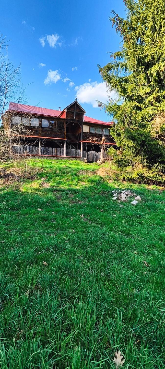 Property building, Spring, Day, Natural landscape, Garden, Garden, Garden view