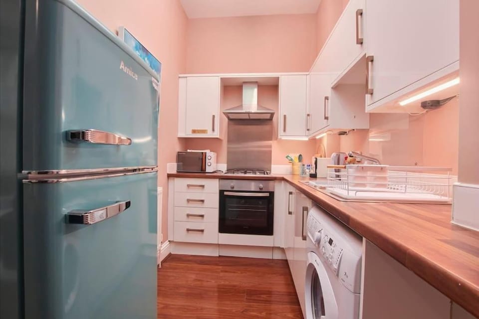 Lovely Chique Newcastle Abode - Sleeps 4 - First floor Apartment in Gateshead
