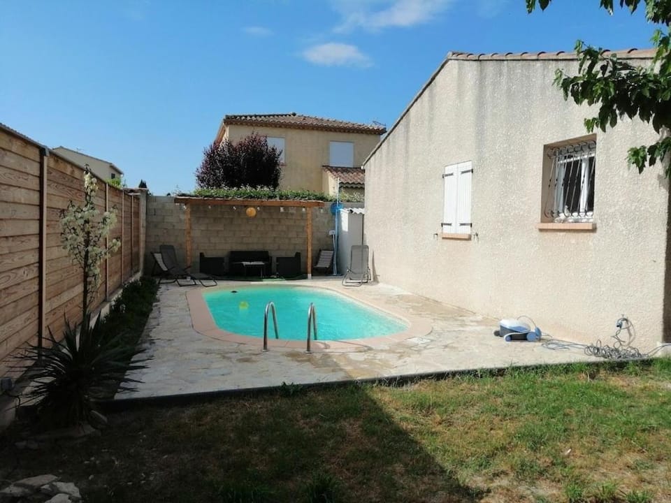 Pool view, Swimming pool